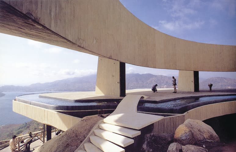 John Lautner
