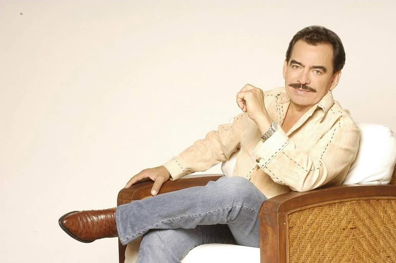 Lanzan disco de éxitos de Joan Sebastian