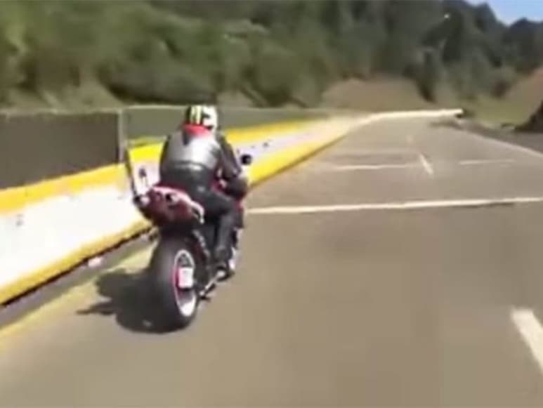 El clip fue captado en diciembre del 2014, sin embargo apenas se dio a conocer. (YouTube)