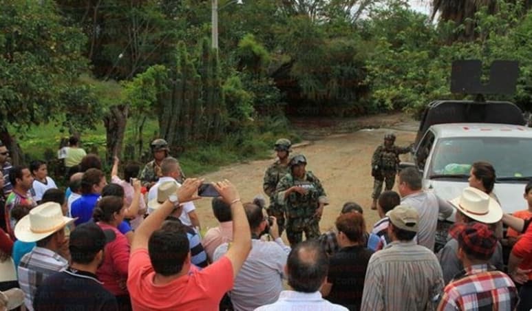 Incremento. Los elementos de la Secretaría de Marina (Semar) tienen sitiada ya no solo la comunidad de El Verano, sino otras cuatro más del municipio de Tamazula.