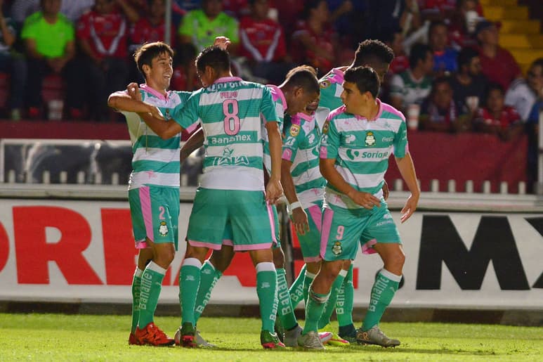 El caboverdiano Djaniny Tavares, al minuto 38 y 85, y el colombiano Andrés Rentería, al 44, fueron los autores de la victoria santista en el estadio Luis 'Pirata' Fuente. (JAMMEDIA)