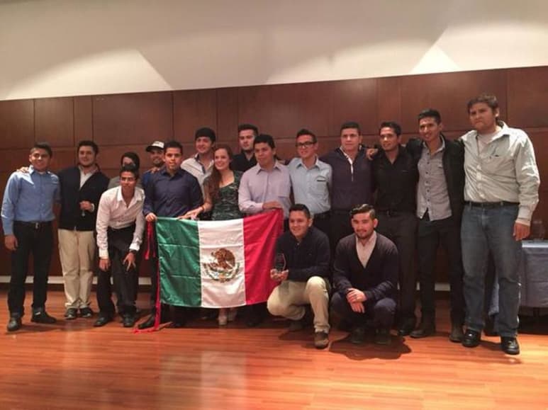 Los jóvenes forman parte de la sección ASME (Sociedad Americana de Ingenieros Mecánicos) Laguna del ITL y participaron en una competencia que puso a prueba su capacidad de diseño, aplicada al desarrollo de alternativas de movilidad sostenible como son los vehículos de tracción humana (VTH). (El Siglo de Torreón)