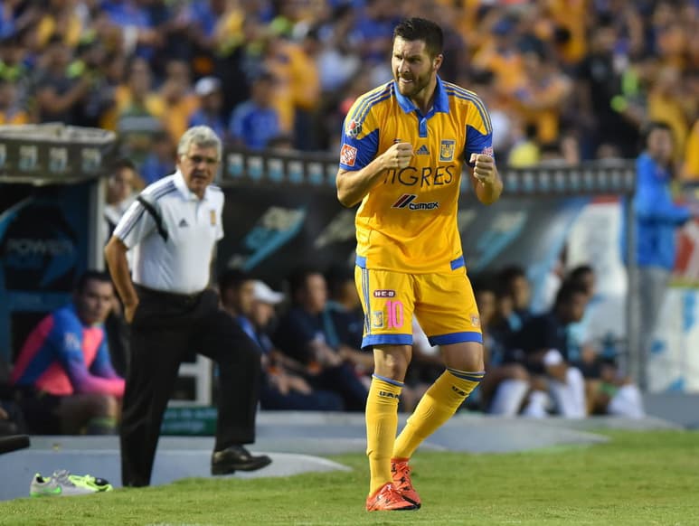 Sobre su experiencia en México, el exatacante del Marsella comentó que es “algo exótico” y que en México lleva “una bella vida” y juega en “un campeonato apasionante”. (ARCHIVO)