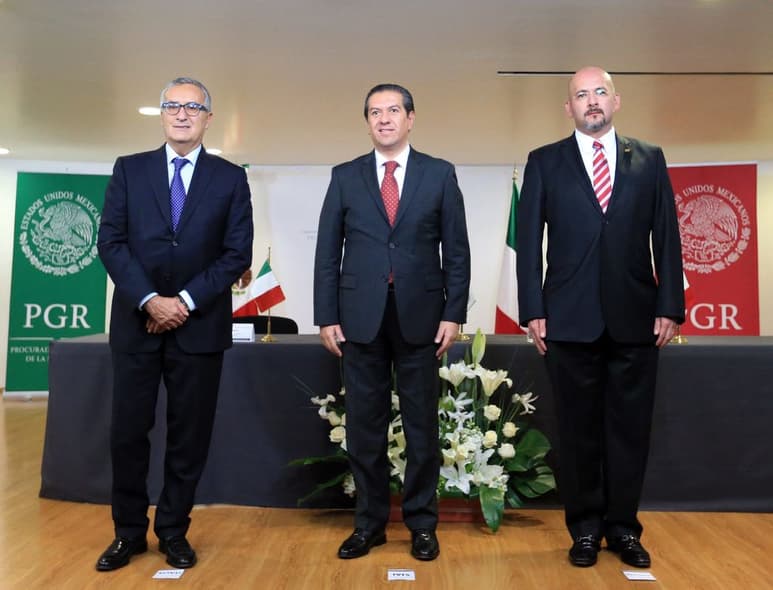 Rommel Moreno, titular de la Unidad para la Implementación del Sistema Procesal Penal Acusatorio de la PGR, explicó que con el sistema penal acusatorio desaparecerán las averiguaciones previas y se conformarán carpetas de investigación. (ARCHIVO)