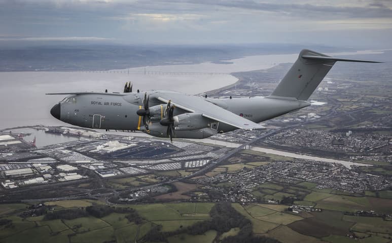 El Parlamento respaldó la propuesta del primer ministro, David Cameron, para que la Real Fuerza Aérea británica (RAF) se una a los ataques en Siria. (ARCHIVO)