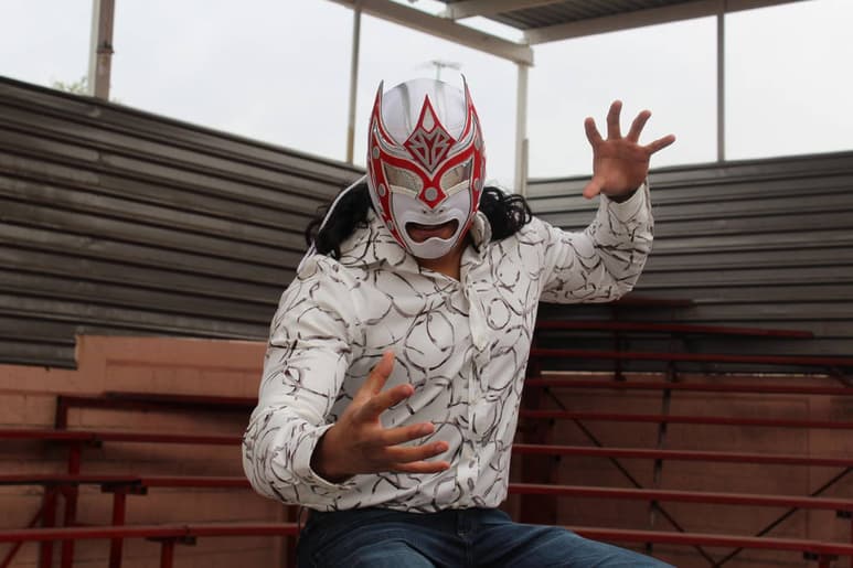 El gladiador Magia Blanca regresó a la arena donde fue entrenado por Último Guerrero, en Gómez Palacio. (Fotografía de Hugo Carrillo)