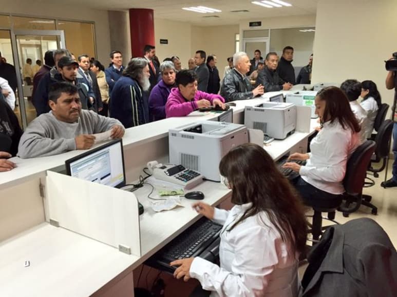 Las viejas oficinas situadas en el edificio de Colón y bulevar Revolución quedaron inactivas ya que la totalidad de los empleados fueron reubicados a la Presidencia Municipal. (TWITTER)