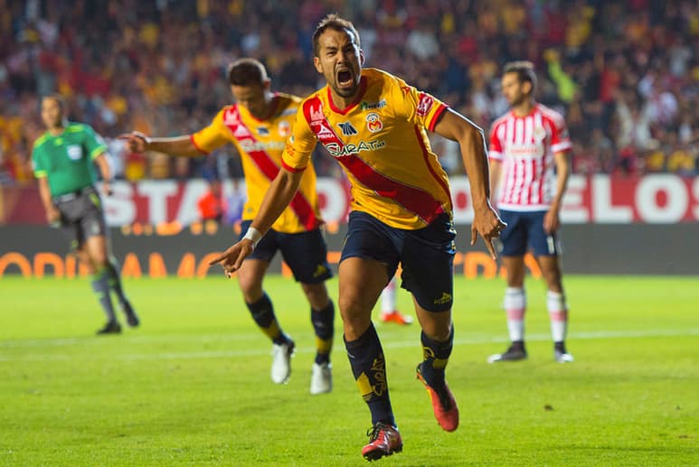 Pablo Velázquez marcó el primero en el estadio Morelos, al minuto 38.  (JAM MEDIA)
