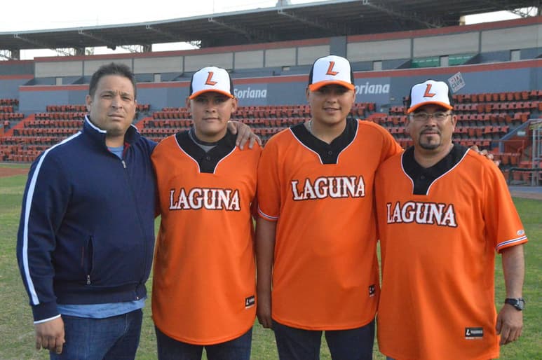 Vaqueros Laguna sumó a dos interesantes prospectos para la próxima temporada beisbolera. (Cortesía)