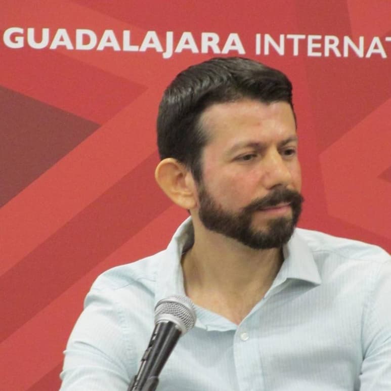 El autor. Alejandro Figueroa ha publicado 5 obras de manera independiente. De frases... fue la primera en 2008.