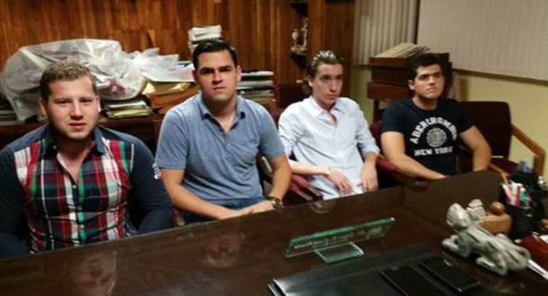 La Fiscalía investiga a los jóvenes Enrique Capitaine Marín, Jorge Cotaita Cabrales, Diego Cruz Alonso y Gerardo Rodríguez Acosta, por la presunta violación de Daphne Fernández cuando tenía 17 años. (TWITTER)