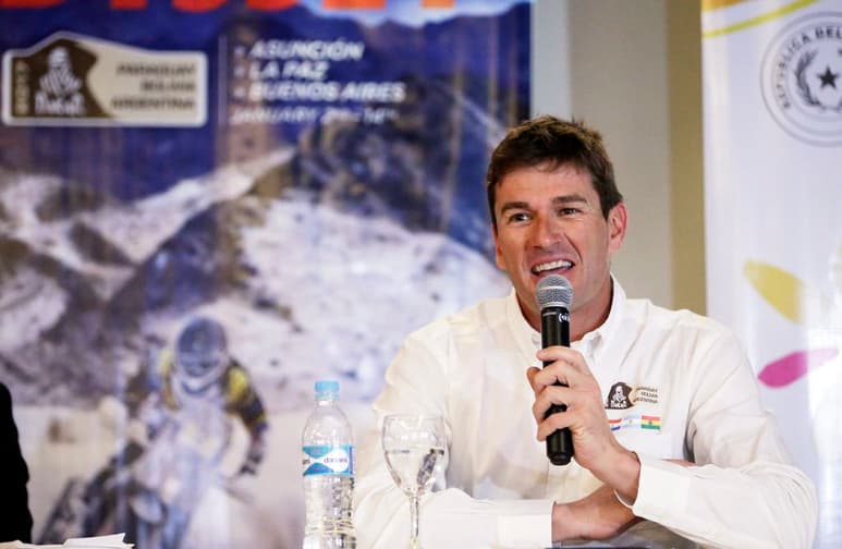 La edición del año pasado, que partió de Buenos Aires y finalizó en Rosario, en Argentina, fue conquistada por el francés Stephane Peterhansel al volante de un Peugeot.