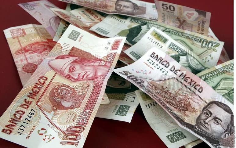Al cierre de marzo suma 8 billones 784 mil 226 millones de pesos, equivalente al 47.6 % del PIB . (ARCHIVO)