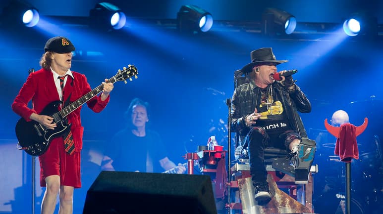 La nueva alineación de AC/DC con Axl Rose como cantante brindó su segundo concierto en la gira europea. (EFE)