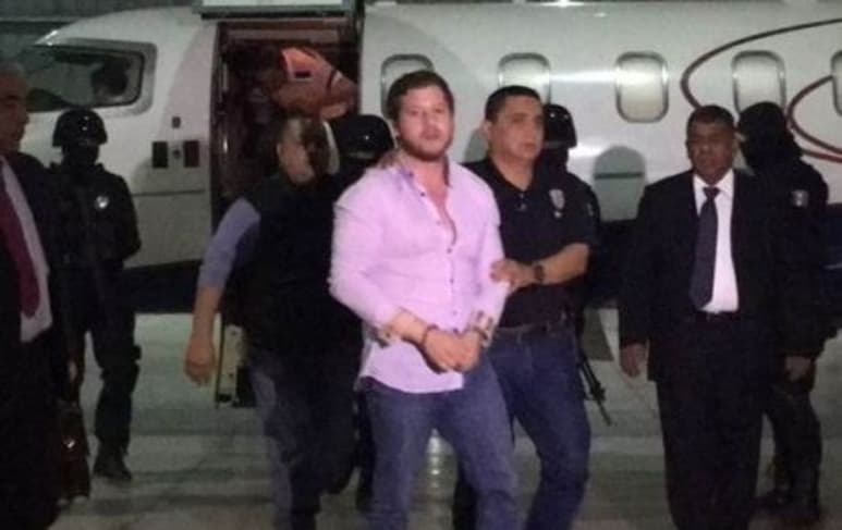El joven arribó a Veracruz a las 3:00 horas de este jueves. (LA SILLA ROTA)