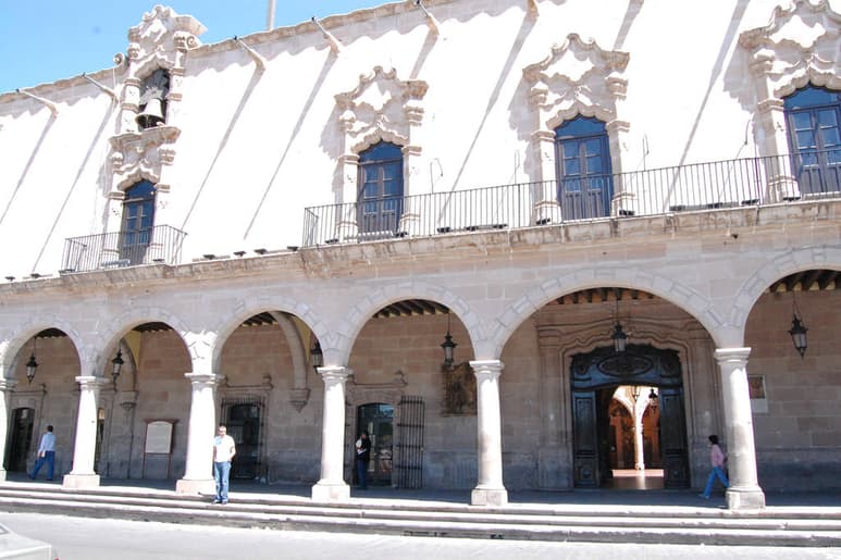 Postura. El CCE dijo que se requiere gente preparada en el nuevo gabinete estatal.
