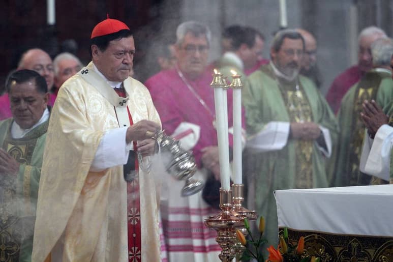 Festejo. El cardenal Norberto Rivera Carrera celebró sus 50 años de ordenación sacerdotal. (EL UNIVERSAL)