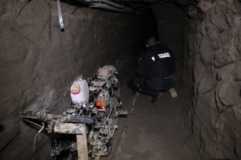 “El Trillo” es una de las personas que financió el túnel de mil 500 metros de largo, que fue construido desde una bodega, junto a una casa, hasta el piso de la regadera de la celda 20. (ARCHIVO)