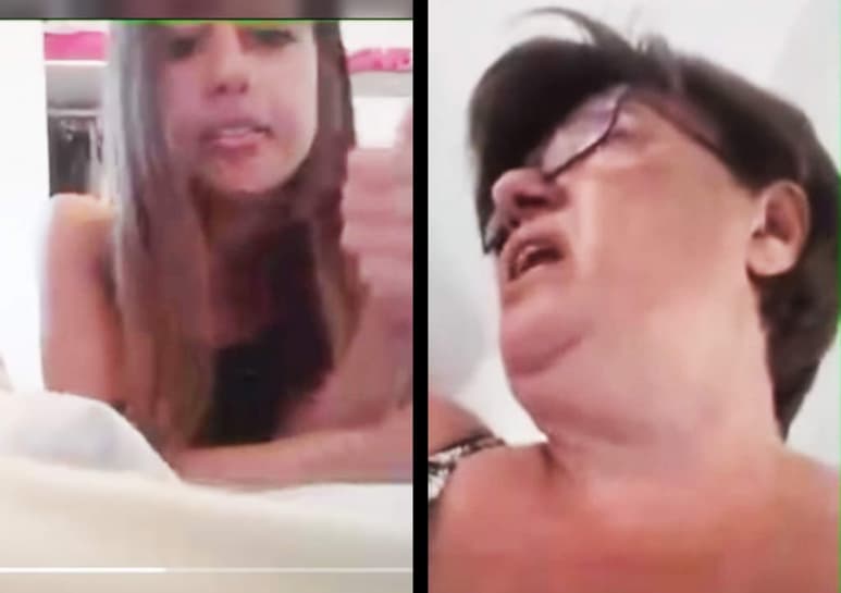 La progenitora interrumpió la transmisión para regañar a las adolescentes. (YOUTUBE)
