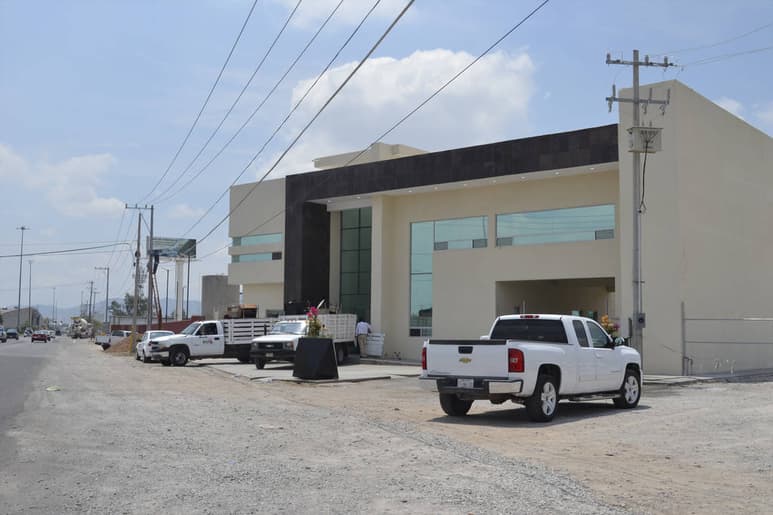 Obra. Son detalles los que le restan a la obra del nuevo edificio del DIF, el cual se inaugurará. (EL SIGLO DE TORREÓN)