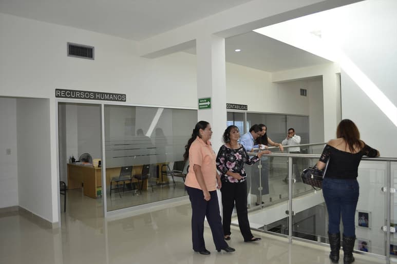 En funciones. Inauguran formalmente y bendicen el edificio nuevo que alberga las oficinas del DIF municipal en Gómez Palacio. (EL SIGLO DE TORREÓN)
