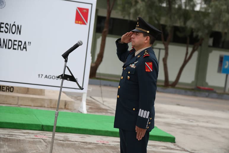 Toma protesta. Batallón cuenta con nuevo comandante. (EL SIGLO DE TORREÓN)