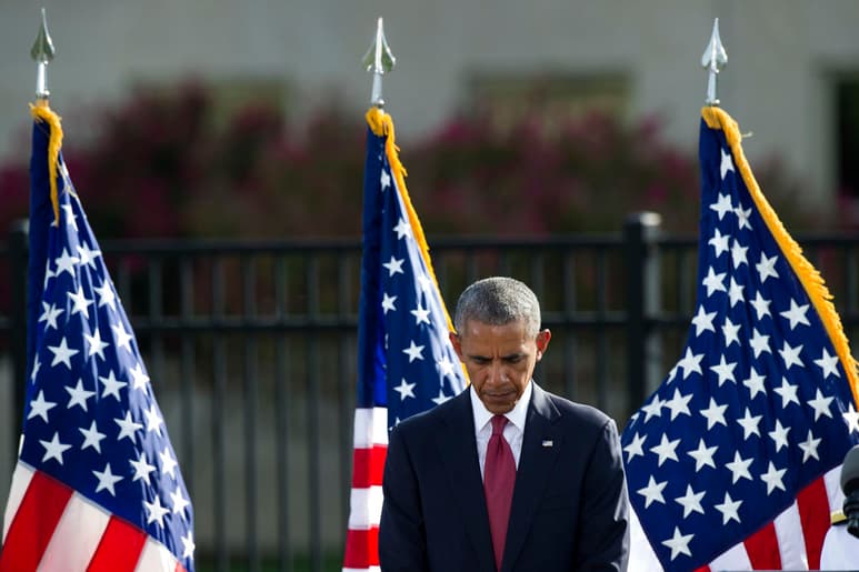 El presidente estadunidense Barack Obama encabezó una de las ceremonias, en el 15 aniversario de los ataques que dejaron unos dos mil 977 muertos.