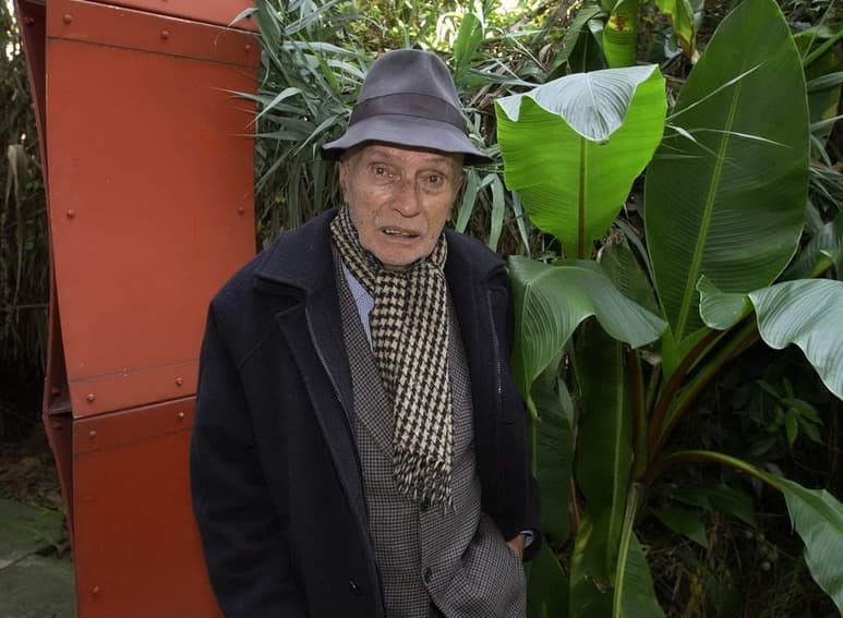 Edgar Negret es considerado como el más destacado representante de la moderna escultura colombiana, al lograr trascender con sus composiciones abstractas las fronteras de su país. (ARCHIVO)