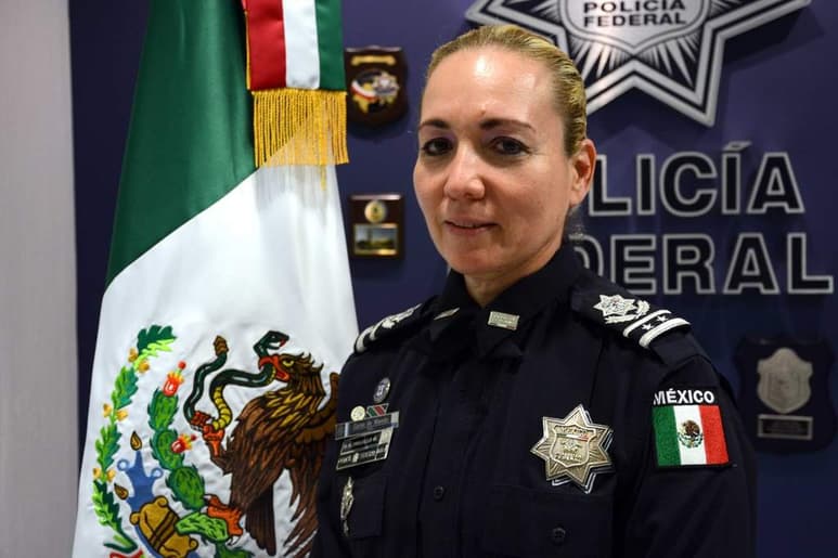 Manelich Castilla expresó que no tuvo ninguna duda en designar a la Doctora Patricia Trujillo como la primera mujer titular de una de las siete Divisiones de la Policía Federal. (TWITTER)