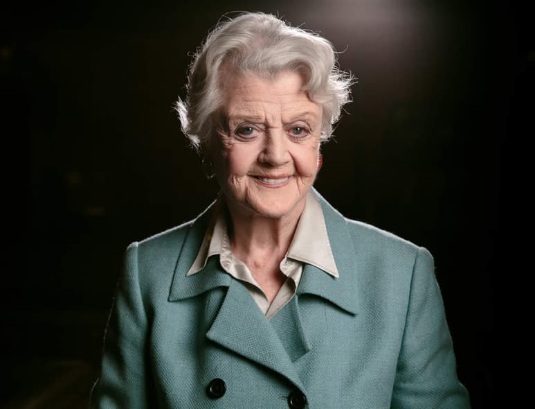 La actriz y cantante británica Angela Lansbury, famosa por su trabajo en la serie La reportera del crimen, ganadora de seis Globos de Oro y un Oscar honorífico, celebra este domingo su cumpleaños 91. (ARCHIVO)