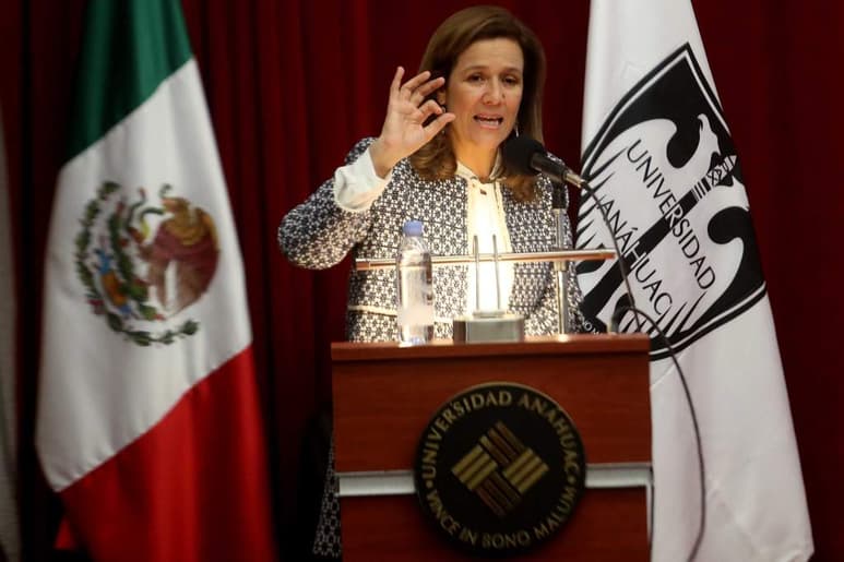 La panista negó que el presidente de su partido, Ricardo Anaya Cortés, haya sostenido una reunión con Padrés. (ARCHIVO)