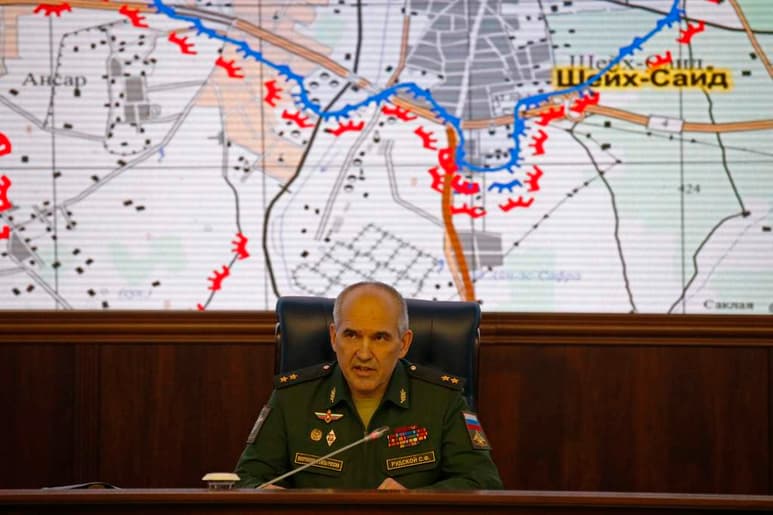 El militar ruso aseguró que, de esta forma, la ONU y la Media Luna Roja siria podrán proceder a la evacuación de los enfermos, heridos y el resto de la población civil. (AP)