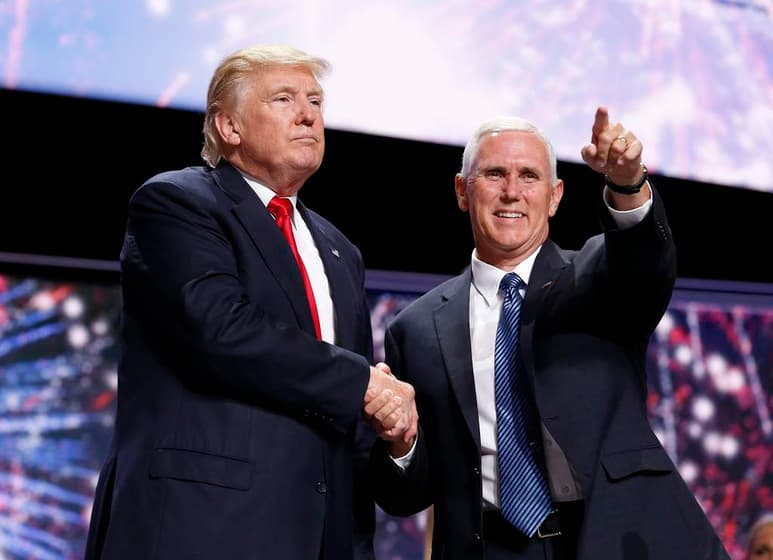 El gobernador de Indiana dijo a un público entusiasta en Reno, Nevada, el miércoles que los medios están exagerando los comentarios de Trump de que podría no aceptar la derrota ante Hillary Clinton. (ARCHIVO)