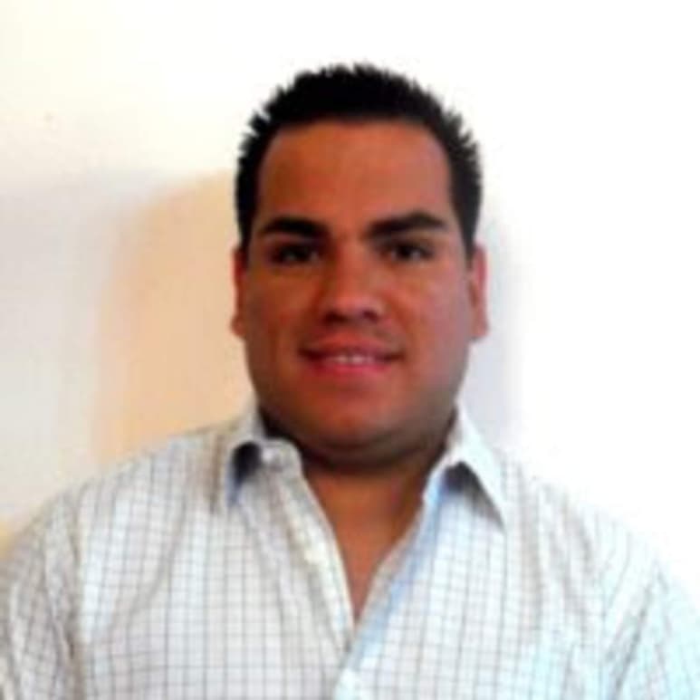 Charles Alvarado contaba con 36 años de edad, fue fundador y presidente de la Organización Internacional de Mujeres por un México Mejor, AC (OIMMM). (ESPECIAL)