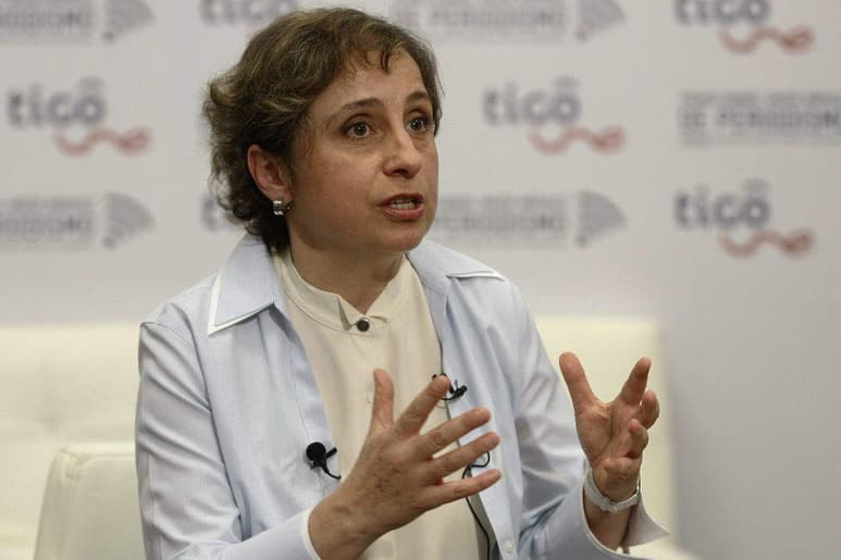Un juez dictaminó que la periodista dañó el prestigio del presidente de MVS. (ARCHIVO)
