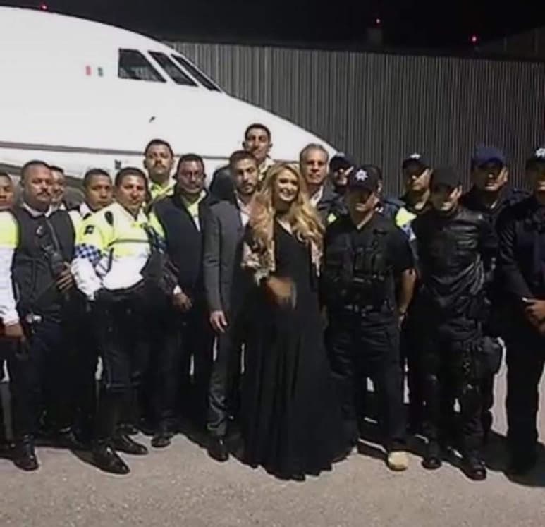 Paris Hilton presumió en Snapchat toda su experiencia en Torreón. (ESPECIAL)