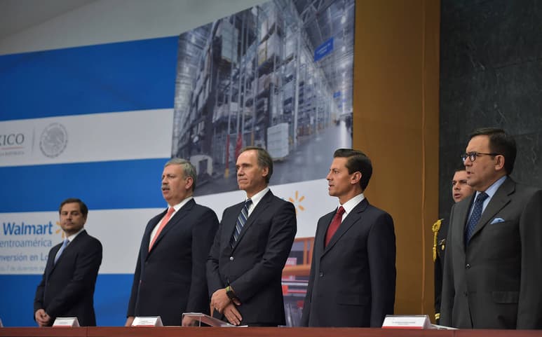 Proyectos. Peña Nieto, se reunió con altos directivos de Walmart de México y Centroamérica.
