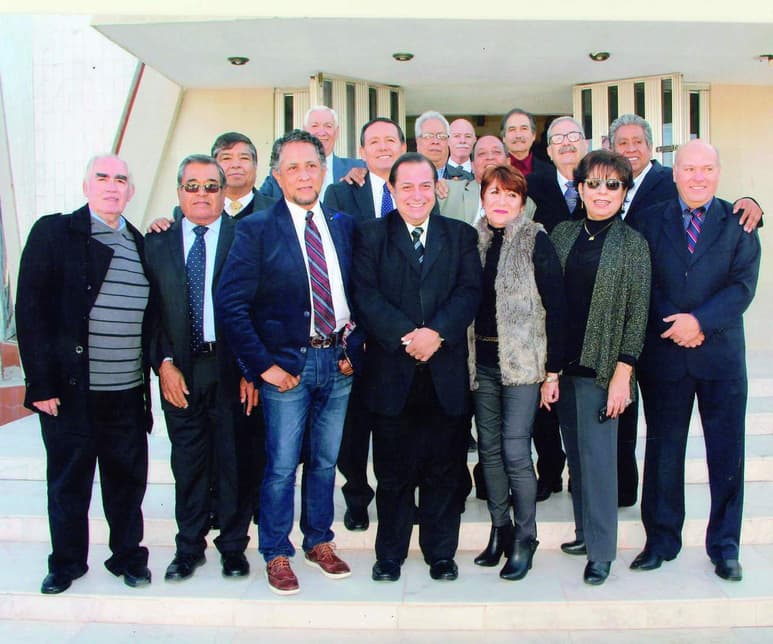 Sergio Velázquez González, Javier Loza Rodríguez, Fernando Suárez Jaik, Ricardo Pérez Martínez, Javier Cepeda Elizalde, Armando de la Cruz
Mejía, Roberto Medrano Rocha, René Elizalde Delgado, Gustavo de Villa Vázquez, José Luis Quistian Saldaña, Eduardo Fernández Trujillo, Mercedes
Cuéllar González, Adelaida Marrerro Valdez, María Antonieta Cuéllar Galindo, Sergio Navarro González, Javier Corpus Aldrete y José Luis
Siska Alvidres. - Erick Sotomayor Fotografía.
