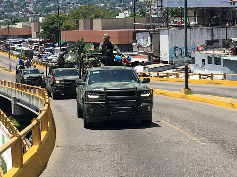 Un cambio. Las organizaciones civiles enfatizaron al presidente Enrique Peña Nieto que la seguridad debe estar a cargo de instituciones civiles, no castrenses.