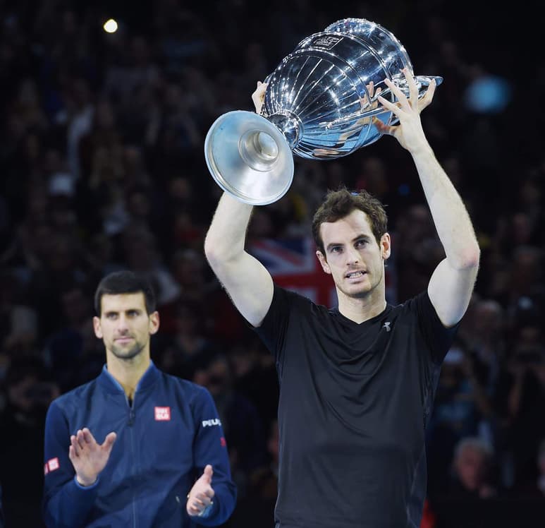 Murray y el serbio Novak Djokovic mantuvieron una tenaz lucha por acabar el 2016 el la cúspide de la ATP,