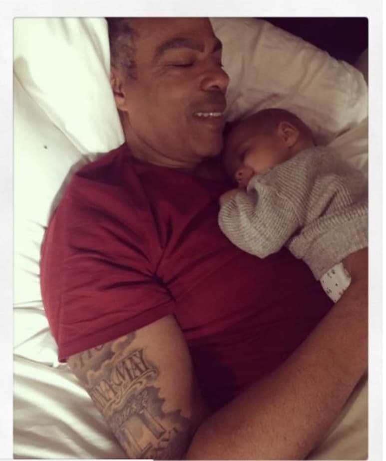 La actriz de Grey's Anatomy compartió la imagen del nuevo integrante de su familia. (INSTAGRAM)