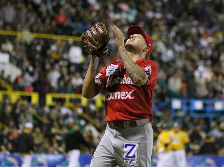 Héctor Velázquez será el encargado de abrir el partido de mañana. (Cortesía)