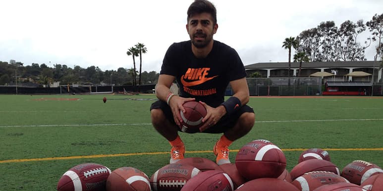 Jorge León el 'Abogado Pateador' jugará en la temporada de futbol americano de México. (Especial)