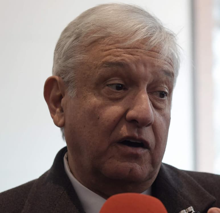 Durante un mitin celebrado en la Alameda de León, rechazó enfrascarse en una discusión con el titular de Gobernación, Miguel Ángel Osorio Chong. (ARCHIVO)