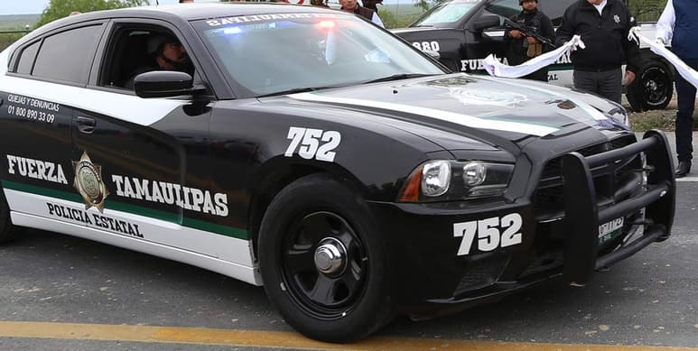 Efectivos de las policías Estatal e Investigadora encontraron armas cortas y largas, una granada y paquetes con marihuana. (ARCHIVO)