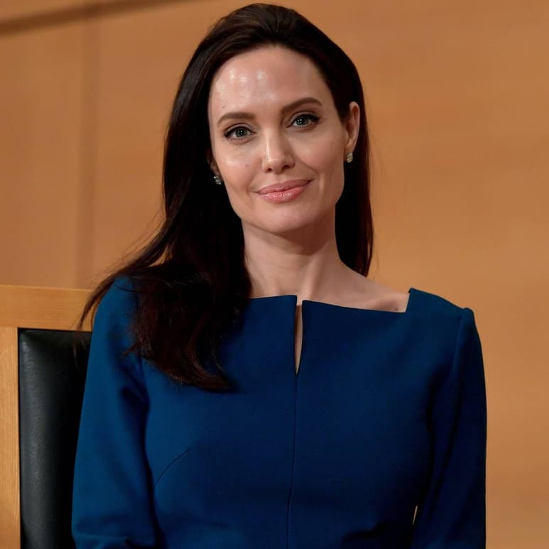 Venta. Jolie compró la casa donde vivió Cecil B. DeMille.