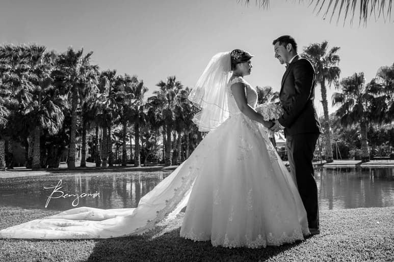 Esthela Rojas y Jesús Vega.- Benjamín Fotografía
