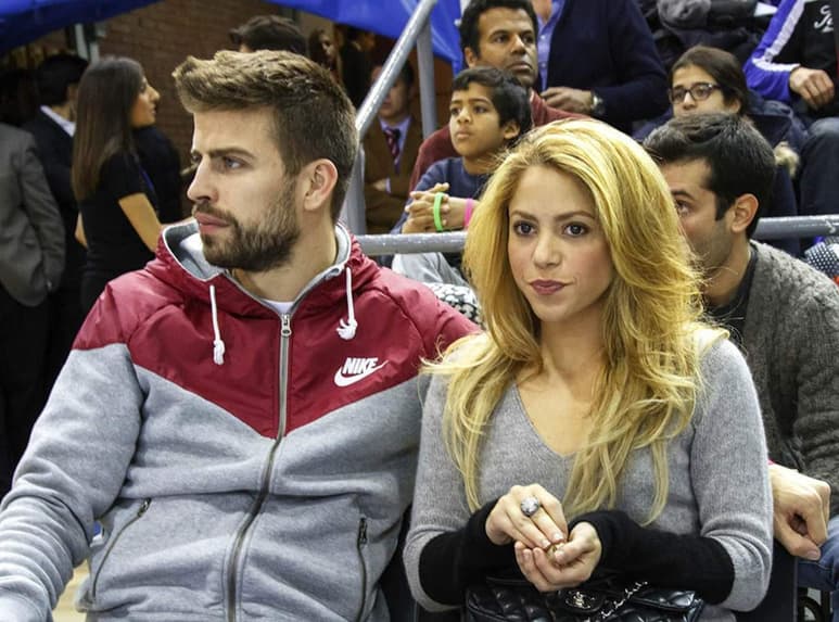 El encuentro entre Shakira y Piqué ocurrió en 2010, pues la artista interpretó la canción oficial del Mundial Sudáfrica, 'Waka Waka', en el que aparecen varios futbolistas, entre ellos Piqué. (ESPECIAL)