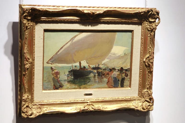 Se trata de una obra 'de gran monumentalidad aunque de pequeño formato, como se puede apreciar en las velas de las barcas, porque era un gran artista', destaca Carmen Schjaer, consejera delegada de Christie's. (EFE)