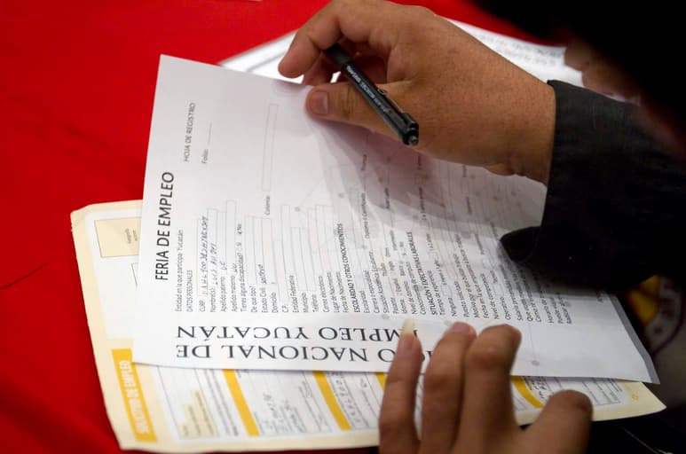 En mayo fue de 3.5% de la Población Económicamente Activa (PEA), con datos ajustados por estacionalidad, cifra inferior al 3.6% reportada en abril. (ARCHIVO)